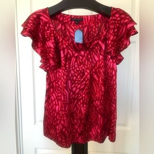 Beautiful vibrant Red Banana Republic silk top, size S.